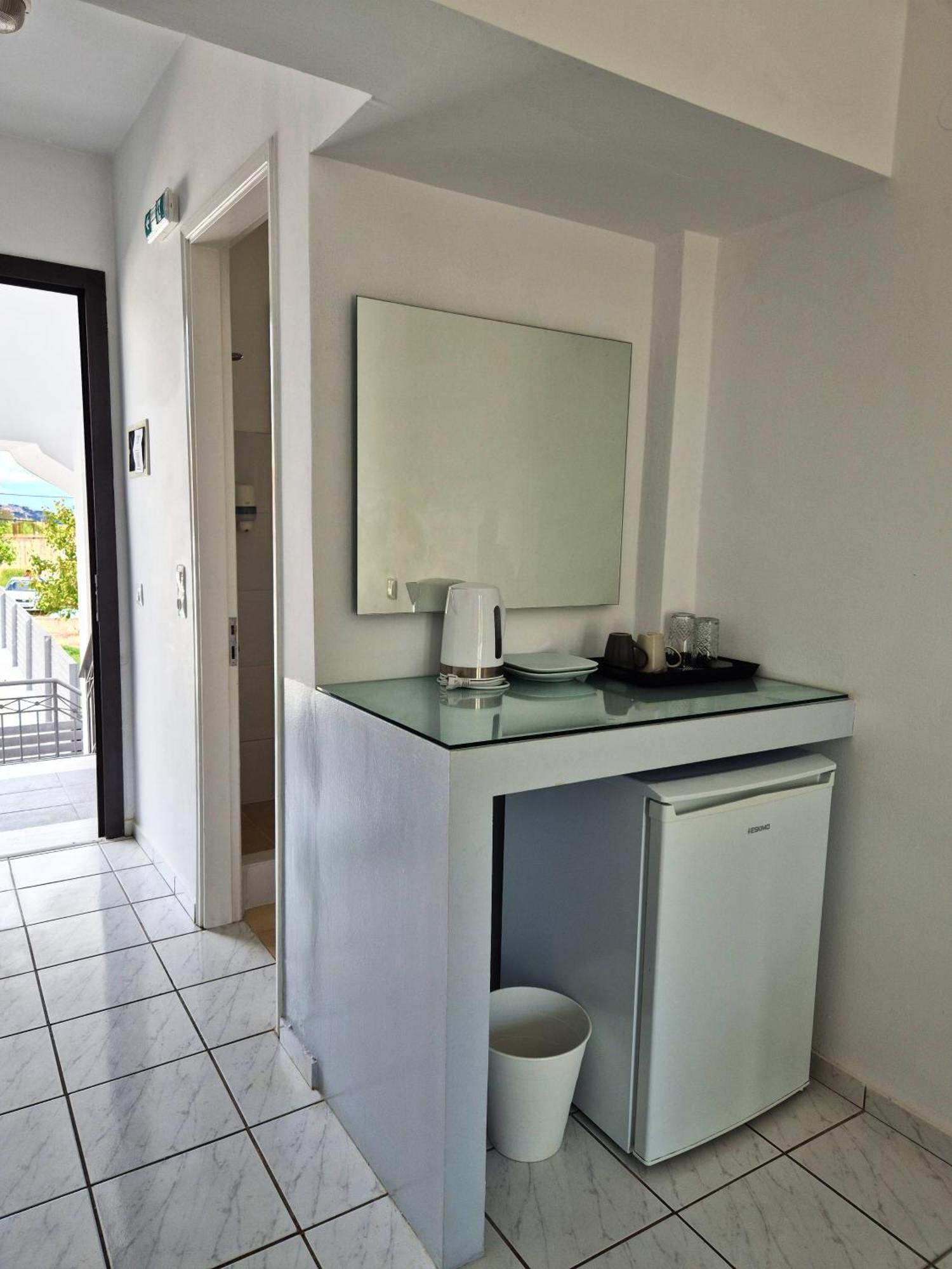 Natalie'S Hotel Skala  Экстерьер фото