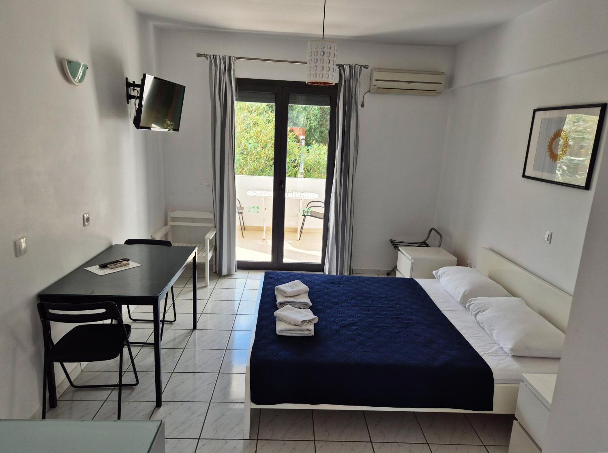 Natalie'S Hotel Skala  Экстерьер фото